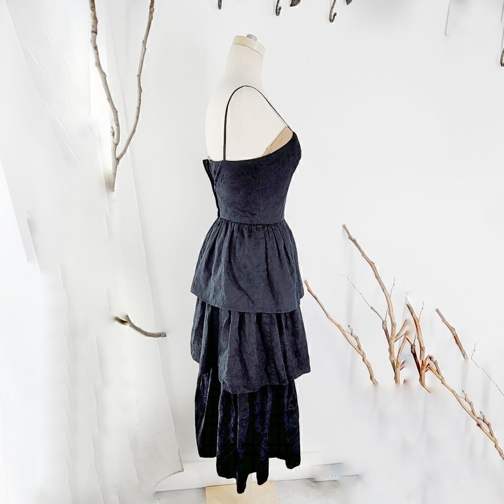 Vintage 80s Helene Sidel black asymmetrical ruffle dress - Picture 5 of 7